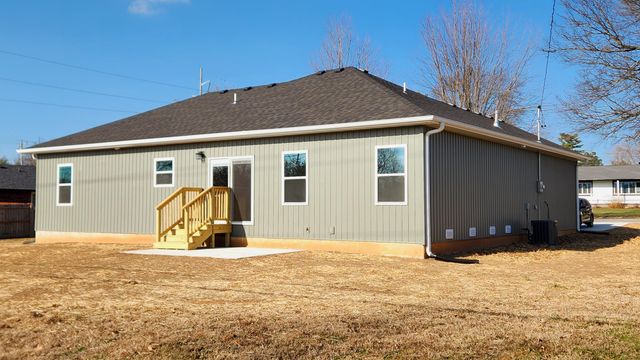 4046 W Juno Street, Springfield, MO 65802