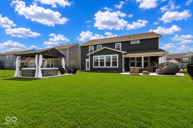 15948 Black Willow Lane, Fishers, IN 46040