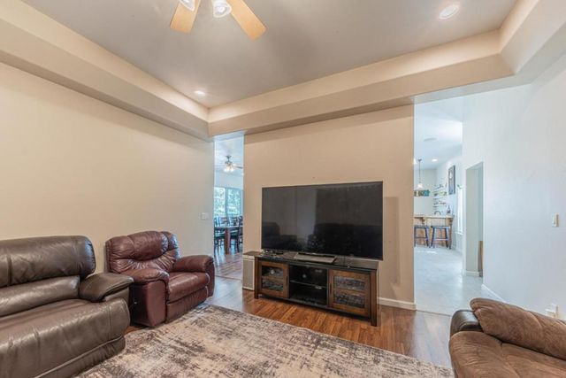 2188 Ridge Rider Road, Bradley, CA 93426