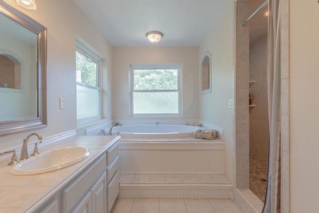 2188 Ridge Rider Road, Bradley, CA 93426