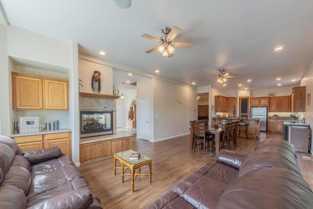 2188 Ridge Rider Road, Bradley, CA 93426