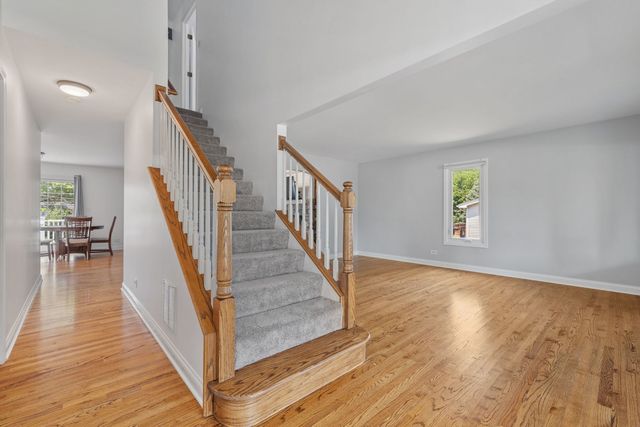 12351 W Warren Drive, Mokena, IL 60448