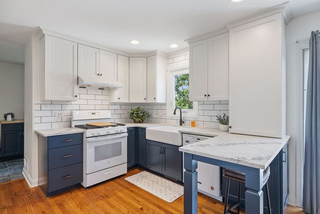 12351 W Warren Drive, Mokena, IL 60448