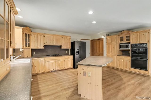 10250 Eagle Road, Davisburg, MI 48350