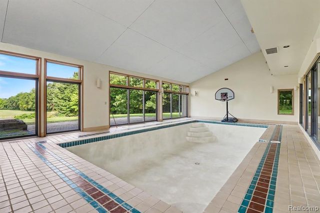 10250 Eagle Road, Davisburg, MI 48350