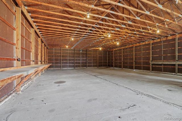 10250 Eagle Road, Davisburg, MI 48350