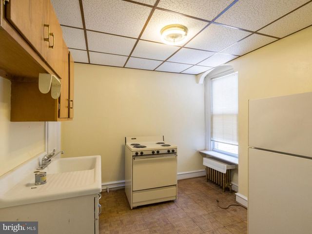 3825 ELSINORE ST, Philadelphia, PA 19124