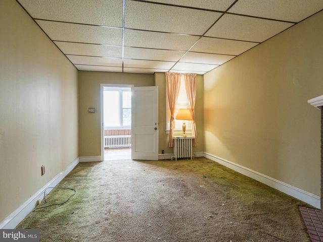 3825 ELSINORE ST, Philadelphia, PA 19124