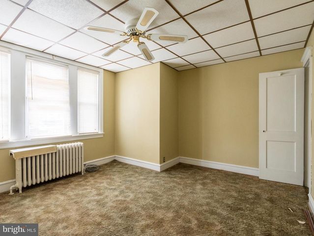 3825 ELSINORE ST, Philadelphia, PA 19124