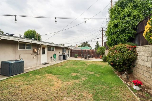 1107 E Walnut Avenue, Glendora, CA 91741