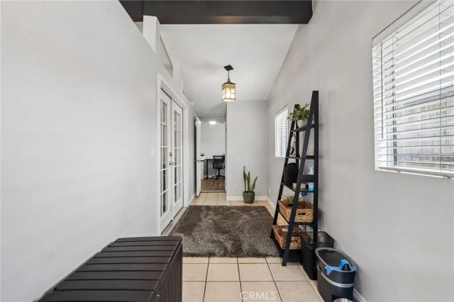 1107 E Walnut Avenue, Glendora, CA 91741
