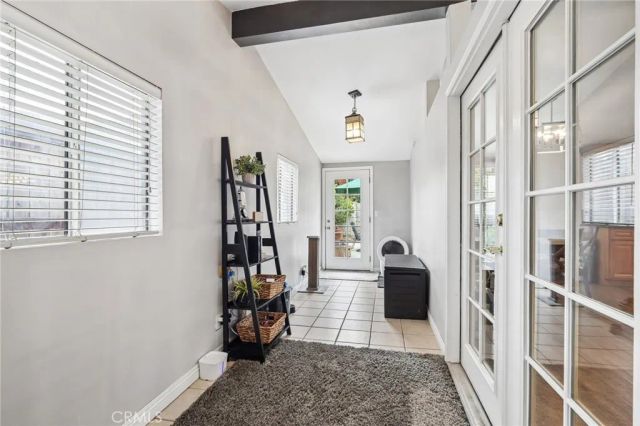 1107 E Walnut Avenue, Glendora, CA 91741