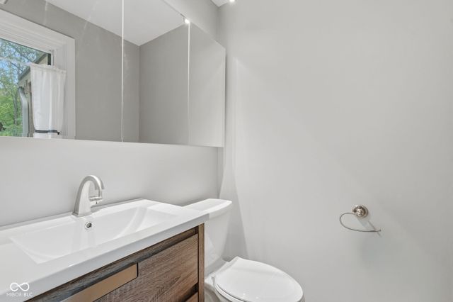 6070 S 1000 E, Brazil, IN 47834