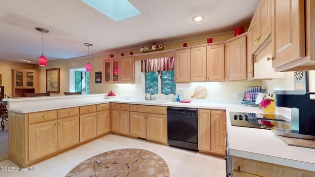 57 Cardinal Drive, Carthage, NC 28327