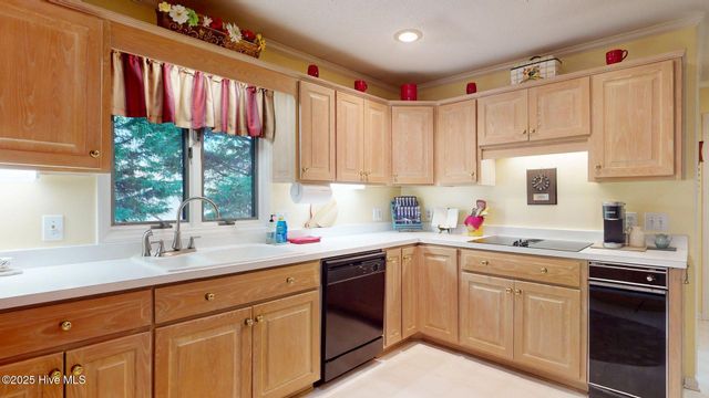 57 Cardinal Drive, Carthage, NC 28327