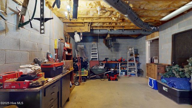 57 Cardinal Drive, Carthage, NC 28327