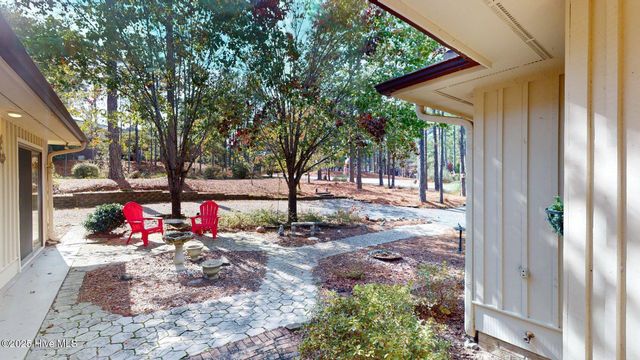 57 Cardinal Drive, Carthage, NC 28327