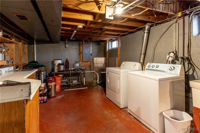 390 Brookshire Road, Porter, NY 14174