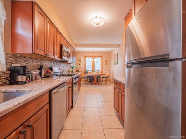 7363 195th Street, Fresh Meadows, NY 11366