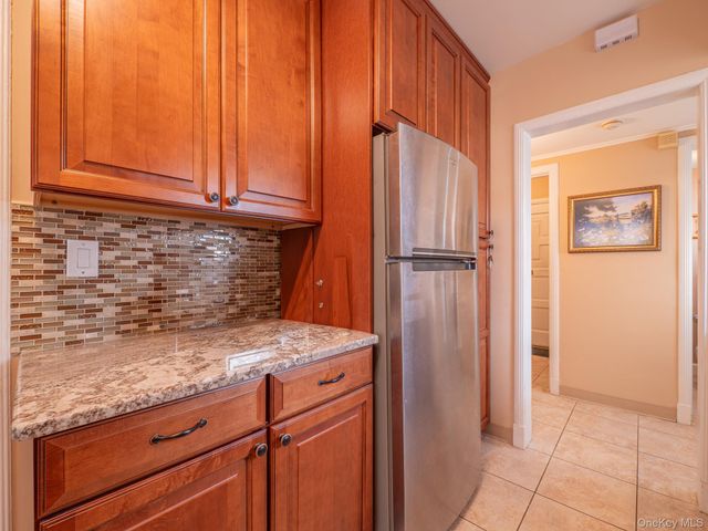 7363 195th Street, Fresh Meadows, NY 11366