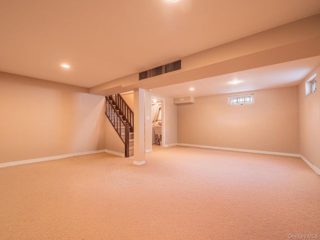 7363 195th Street, Fresh Meadows, NY 11366