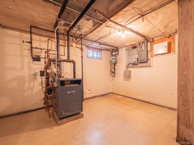 7363 195th Street, Fresh Meadows, NY 11366