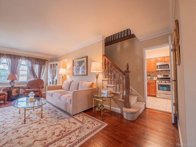 7363 195th Street, Fresh Meadows, NY 11366