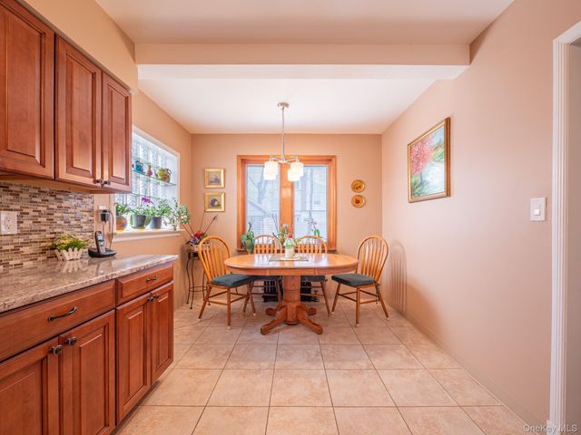 7363 195th Street, Fresh Meadows, NY 11366