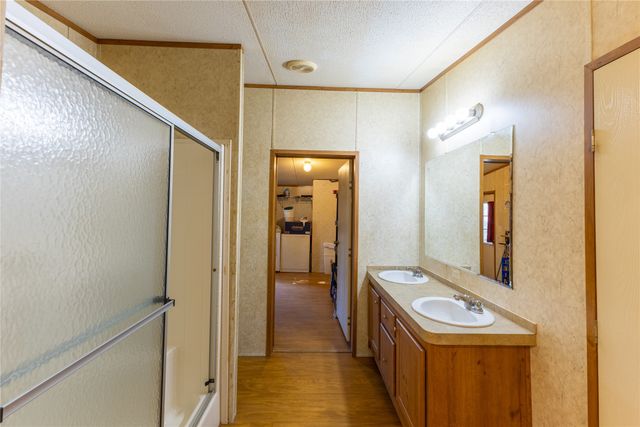 3033 Steepleridge Circle, Granbury, TX 76048