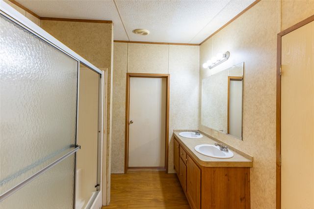 3033 Steepleridge Circle, Granbury, TX 76048