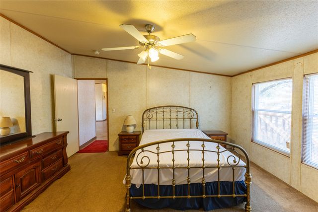 3033 Steepleridge Circle, Granbury, TX 76048