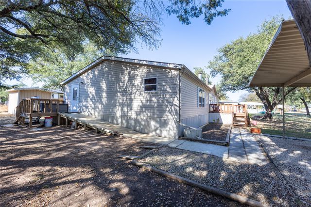 3033 Steepleridge Circle, Granbury, TX 76048