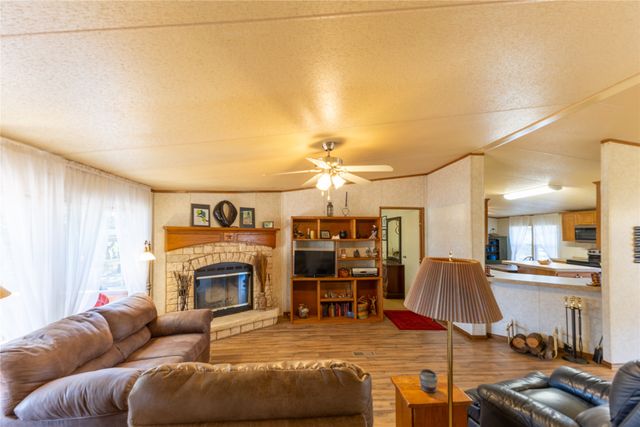 3033 Steepleridge Circle, Granbury, TX 76048