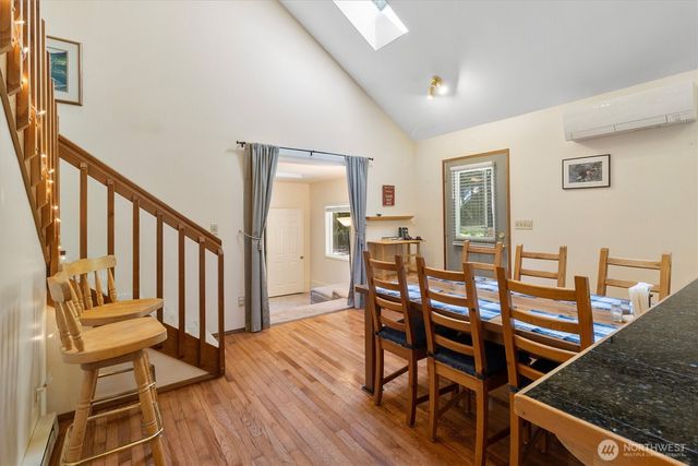 7036 Rainier Way, Glacier, WA 98244