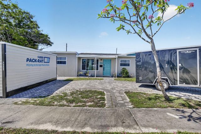 7571 NW 1st Court, Pembroke Pines, FL 33024
