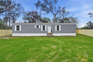 93 Thrasher Lane E, Jesup, GA 31545