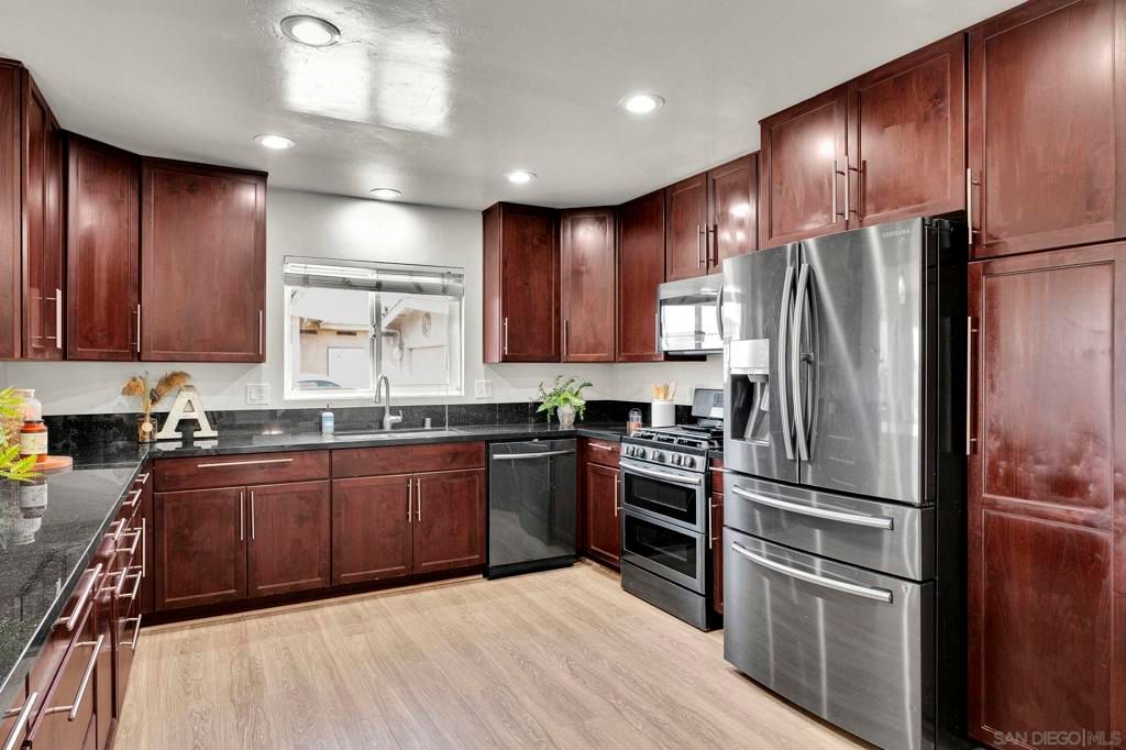 12426 Royal, El Cajon, CA 92021 — photo 5