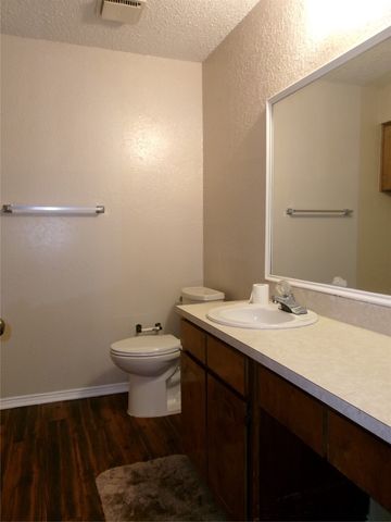 1817 Family Circle, Grand Prairie, TX 75051