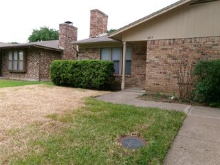 1817 Family Circle, Grand Prairie, TX 75051