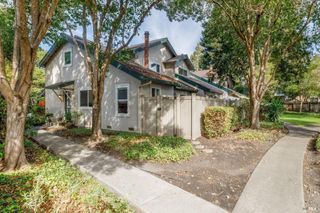 6462 Meadow Pines Ave, Rohnert Park, CA 94928