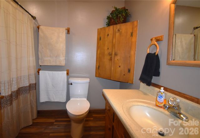 1292 Creekwood Drive, Morganton, NC 28655