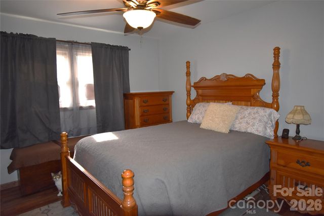 1292 Creekwood Drive, Morganton, NC 28655