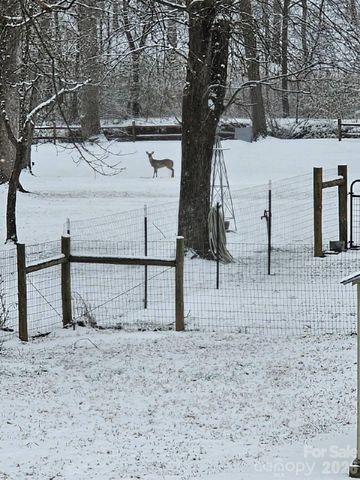 1292 Creekwood Drive, Morganton, NC 28655