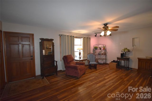 1292 Creekwood Drive, Morganton, NC 28655