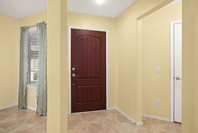 362 Crested Eagle Drive, Richmond, TX 77469