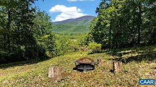 93 HONEY LOCUST LN, Nellysford, VA 22958