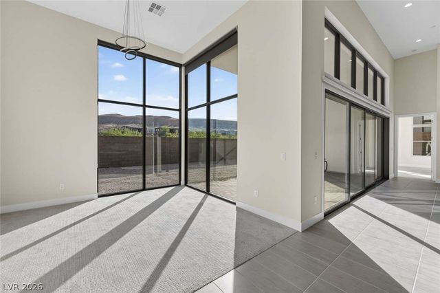 10865 Agate Cliffs Avenue, Las Vegas, NV 89135