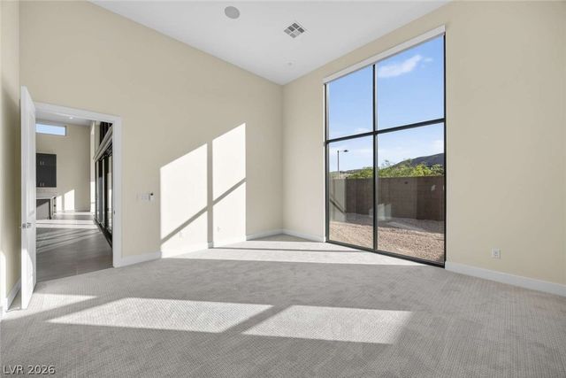 10865 Agate Cliffs Avenue, Las Vegas, NV 89135