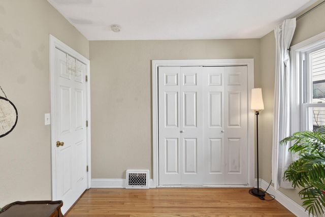 4145 44th Avenue S, Minneapolis, MN 55406