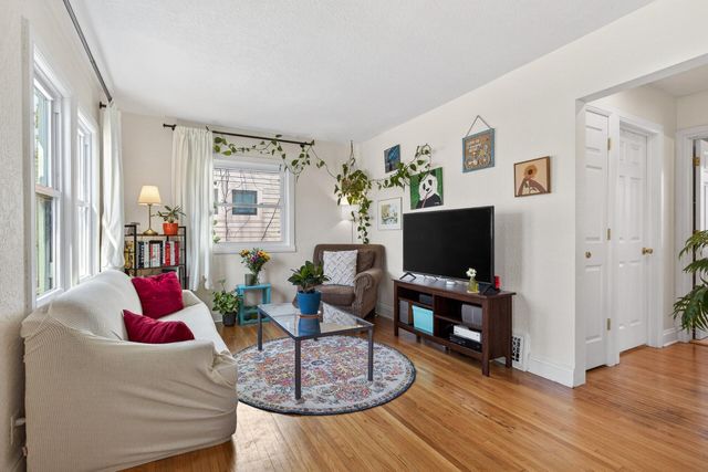 4145 44th Avenue S, Minneapolis, MN 55406